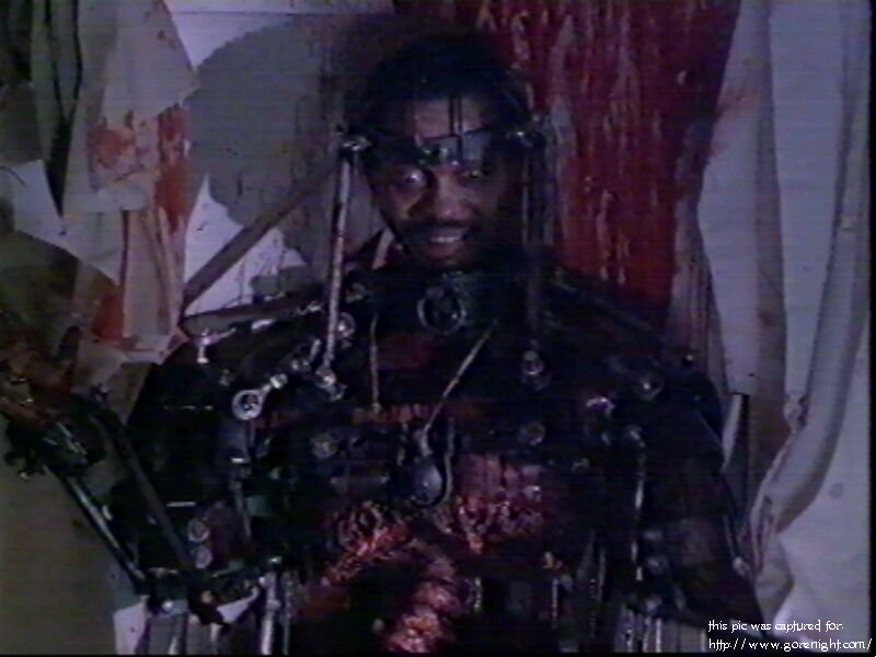 Return Of The Living Dead 3: GORE! :)